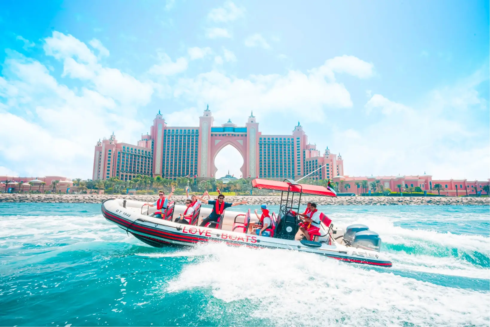 Love Boat Sightseeing Tour Dubai