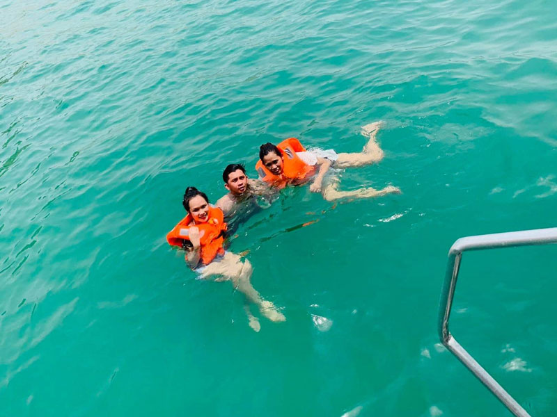 Musandam Dibba Dhow Cruise Tour from Dubai
