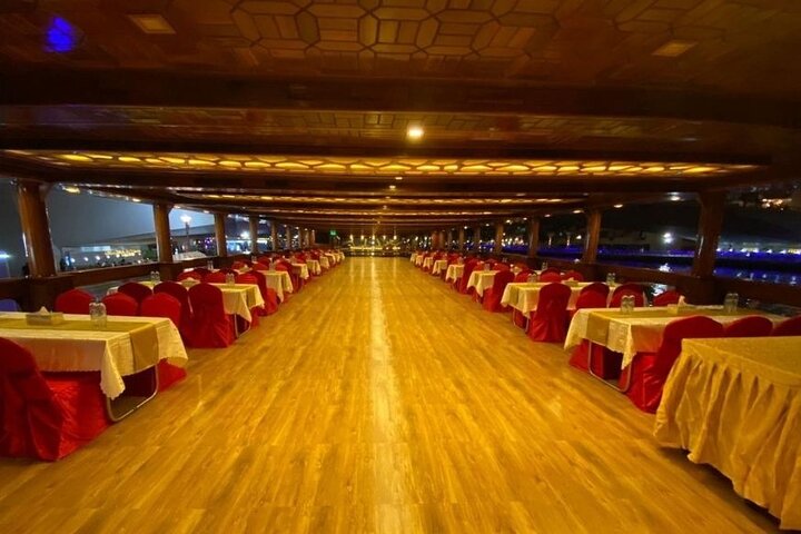 Ocean Empress Mega Cruise