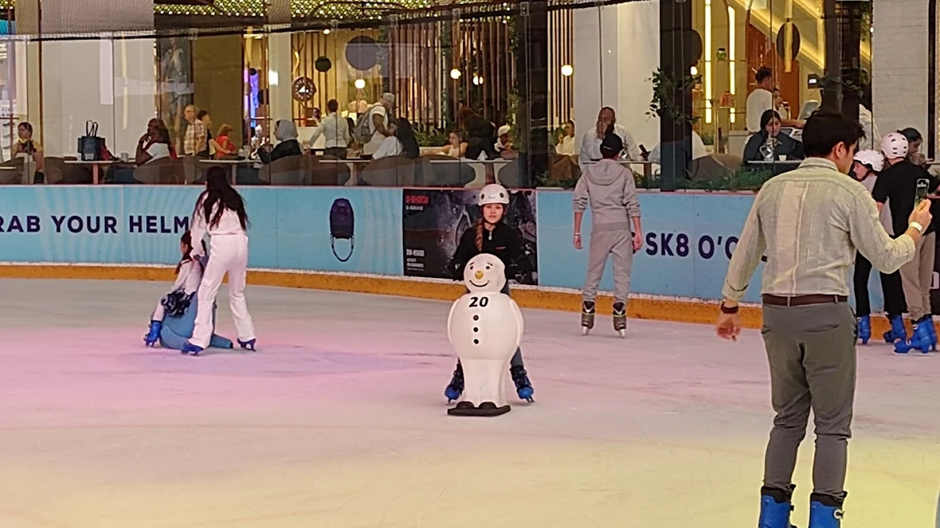 Ice Park Dubai Garden Glow